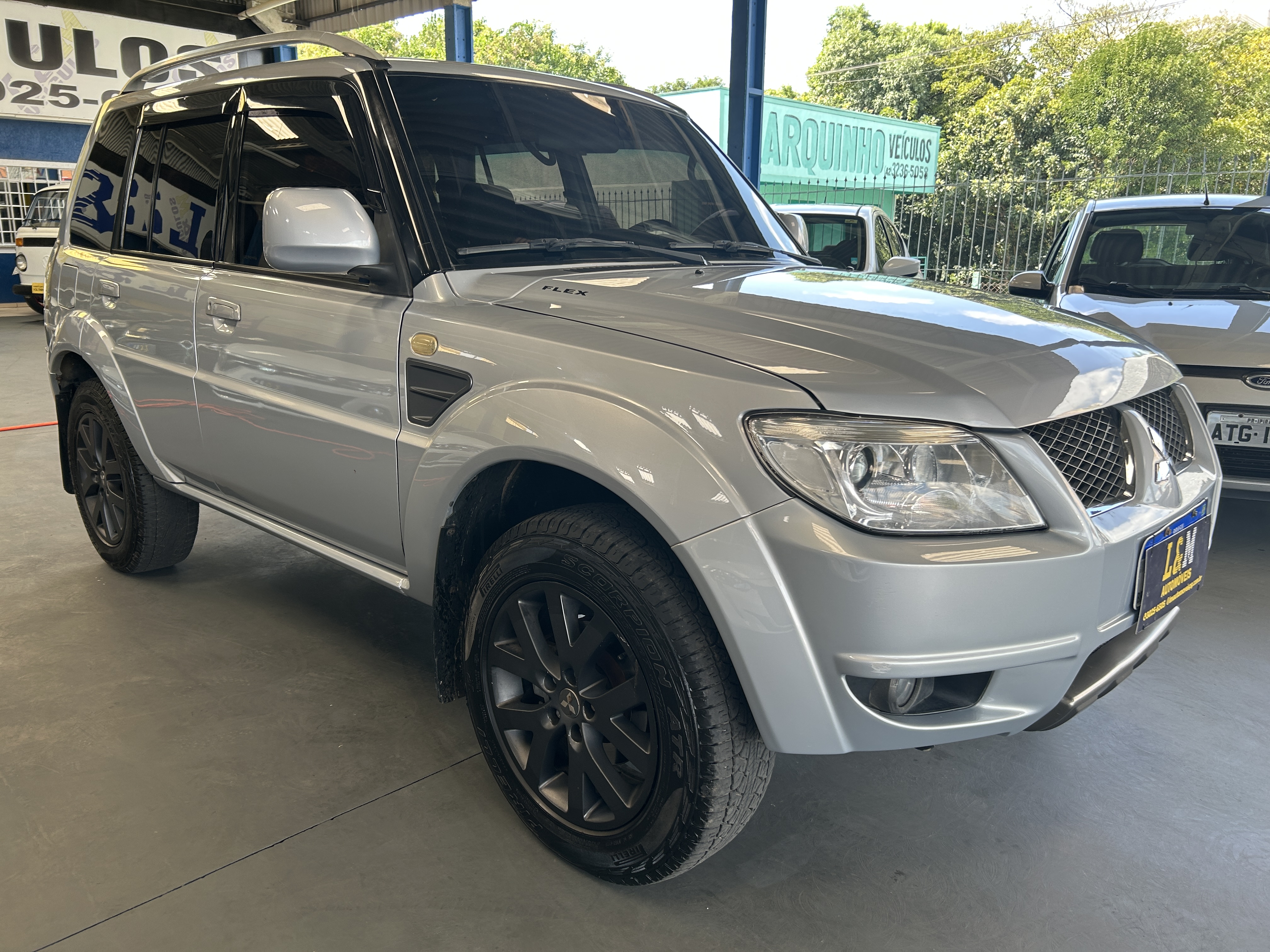 Mitsubishi Pajero TR4 4x4